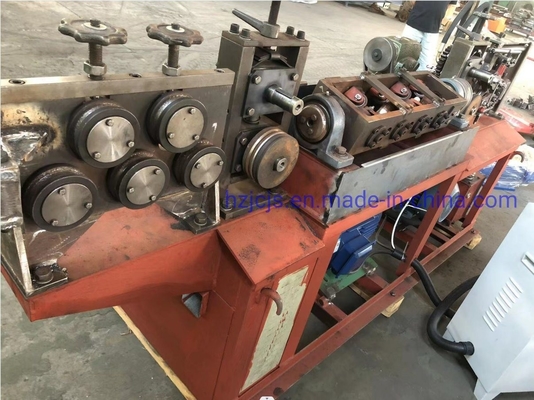 सीसीसी प्रमाणन के साथ डिजाइन 5-12 मिमी स्टील कॉइल सीधी और काटने की मशीन