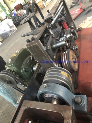 380V पर तेज 5-12 मिमी कॉइल स्टील बार के लिए घूर्णन विरोधी झुकने और सीधा मशीन